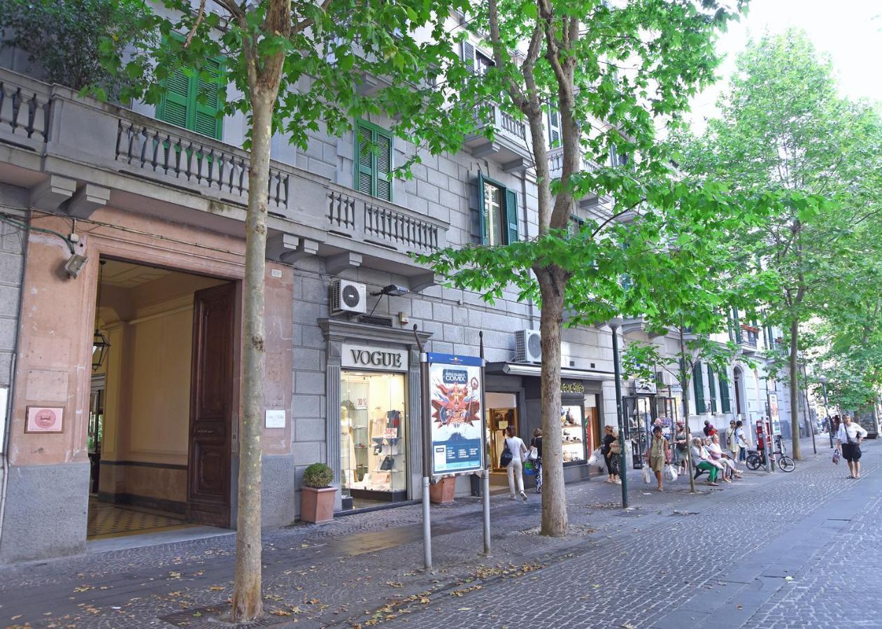 Bed and Breakfast La Dimora Luca Giordano Neapol Zewnętrze zdjęcie